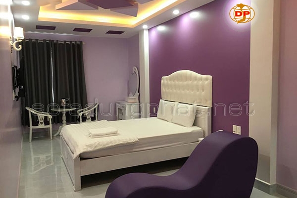 Ghế Tình Yêu Trong Khách Sạn