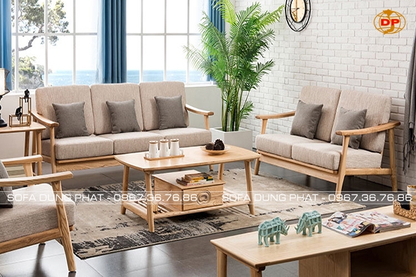 Bàn Ghế Sofa Làm Từ Gỗ Sồi Nga Có Bền Tốt Không?