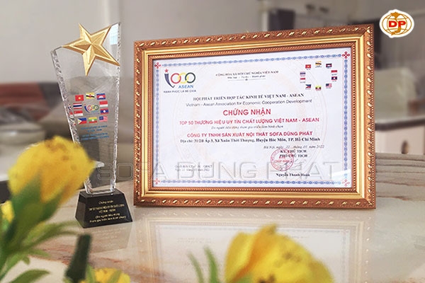 Vinh Danh Sofa Dũng Phát Top 50 Thương Hiệu Uy Tín Chất Lượng Việt Nam - Asean