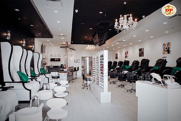 Có Thật Sự Cần Mua Ghế Làm Nail Cao Cấp?