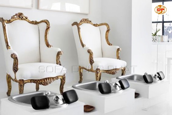 Ghế Nail Hoàng Gia Có Đắt Không?