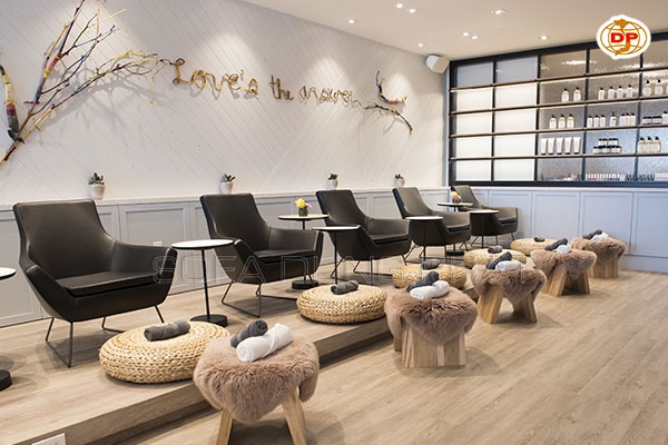 Nên Chọn Ghế Nail Không Bồn Hay Có Bồn?